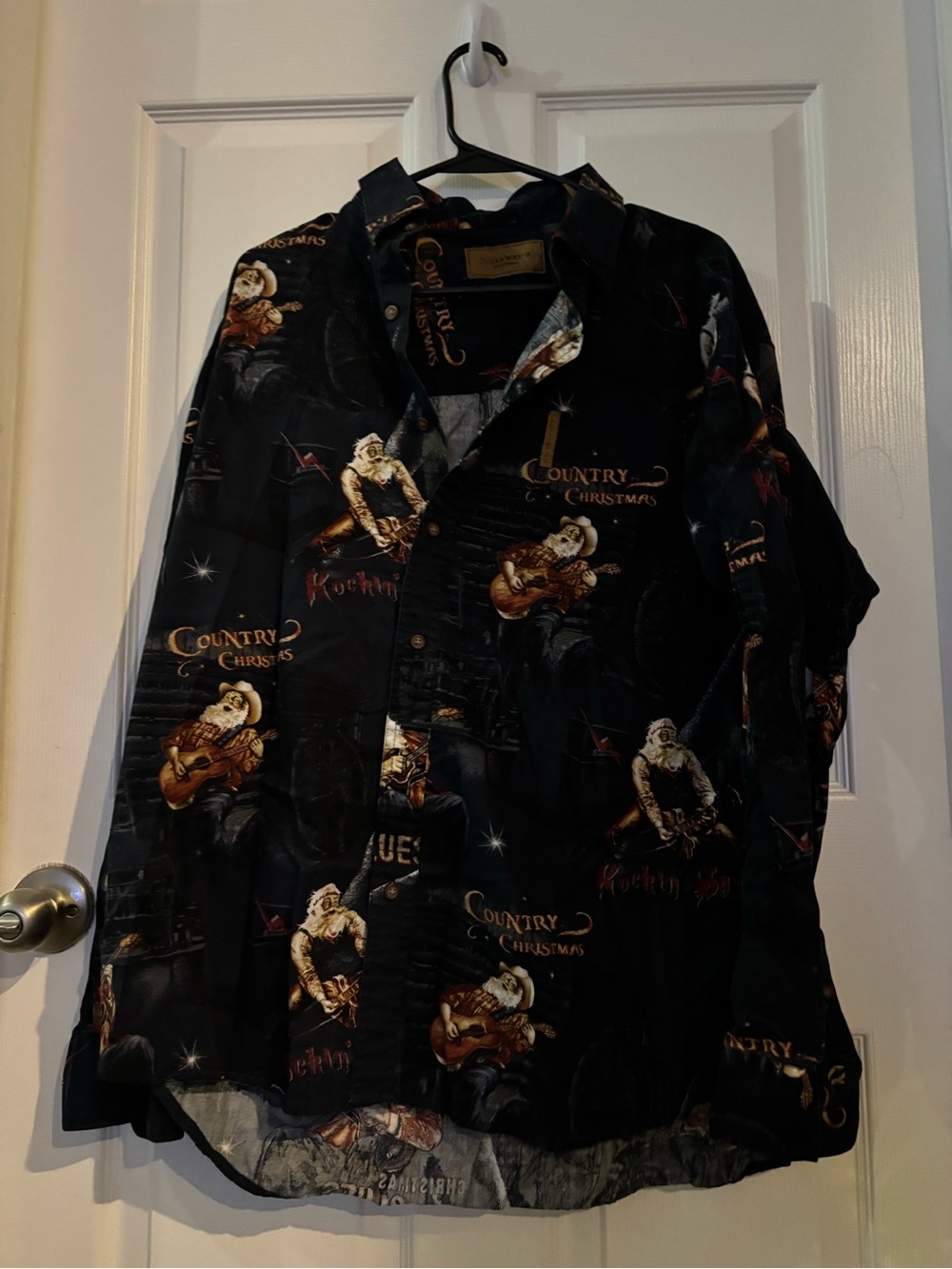Santa Christmas Graphic Button-Up Shirt - Black